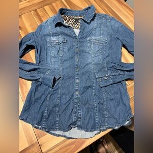 White House black market Jean button up top sz 14
